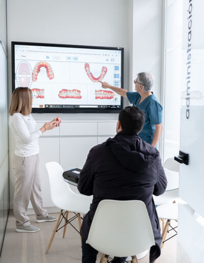 Equipo médico de dentistas en Zaragoza
