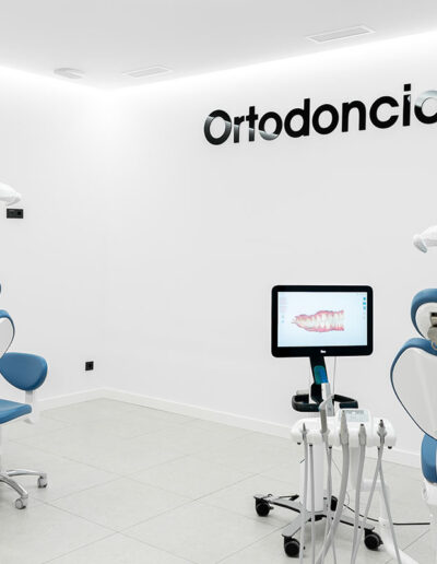 Equipo médico de dentistas en Zaragoza